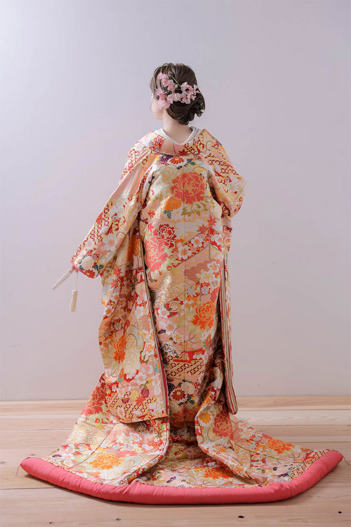 “KIMONO”